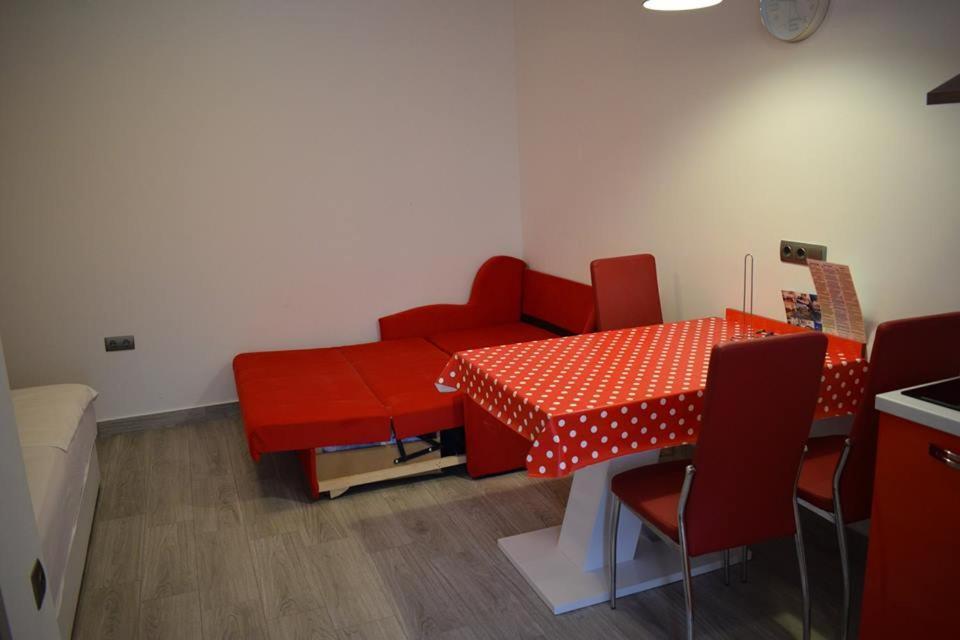 Apartmani Celjak 파그 외부 사진