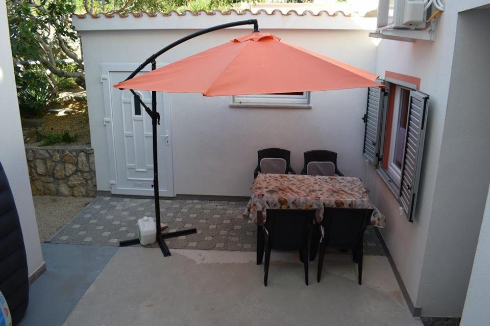 Apartmani Celjak 파그 외부 사진