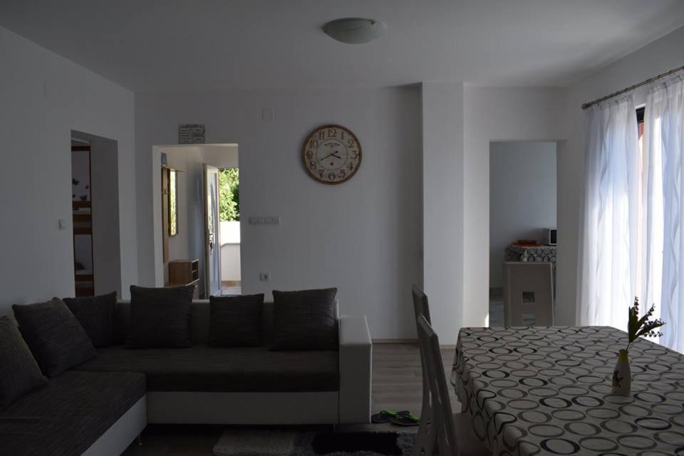 Apartmani Celjak 파그 외부 사진